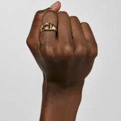 Anel carimbo com banho de ouro de 18 K sobre prata TOUS MANIFESTO