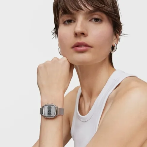 Relógio digital com bracelete em aço D-Logo New