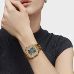 Relógio digital com bracelete em aço IPG dourado e zircónias D-BEAR